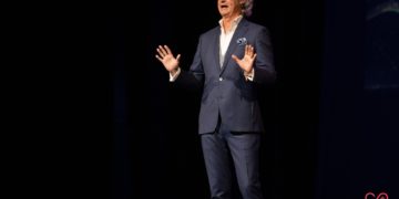 Javier Castillo «Poty», presentador de la gala Best Hotel Awards 2022.