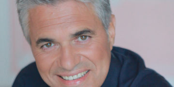 Agustín Bravo, presentador de la gala Premios a la Excelencia Turística 2025.